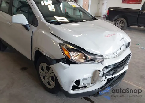 2017 Chevrolet Trax Ls z USA, uszkodzony, nr VIN 3GNCJKSB0HL238005